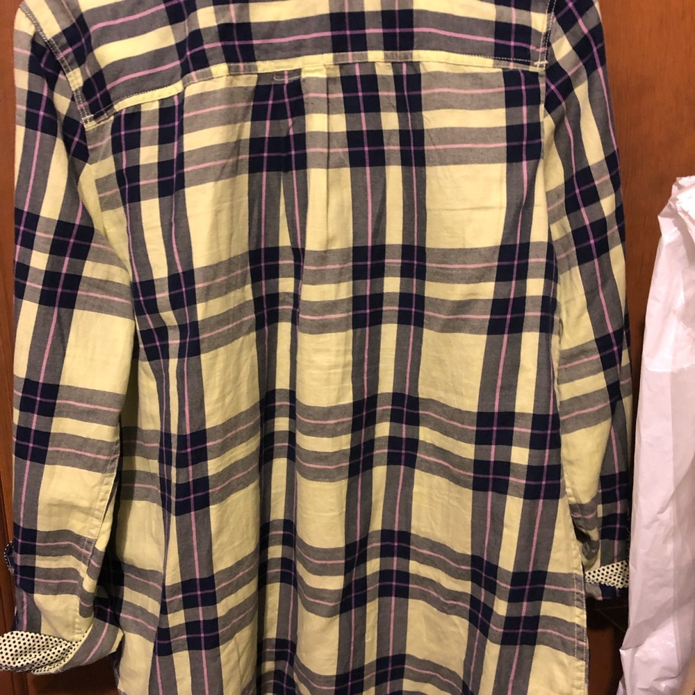 Button down top - Picture 3 of 4